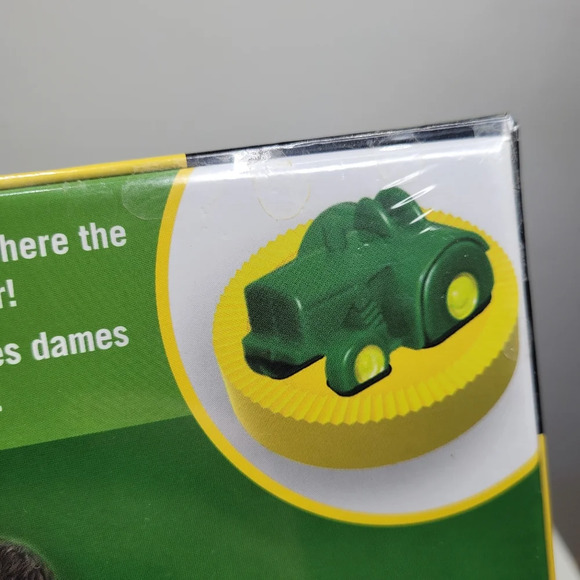 John Deere Checkers Game with Themed Board, Checkers and Tractor Kings NEW - Picture 7 of 10